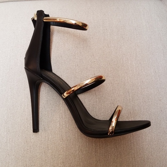 LAST ONE* bebe Berdine heels - Picture 5 of 8